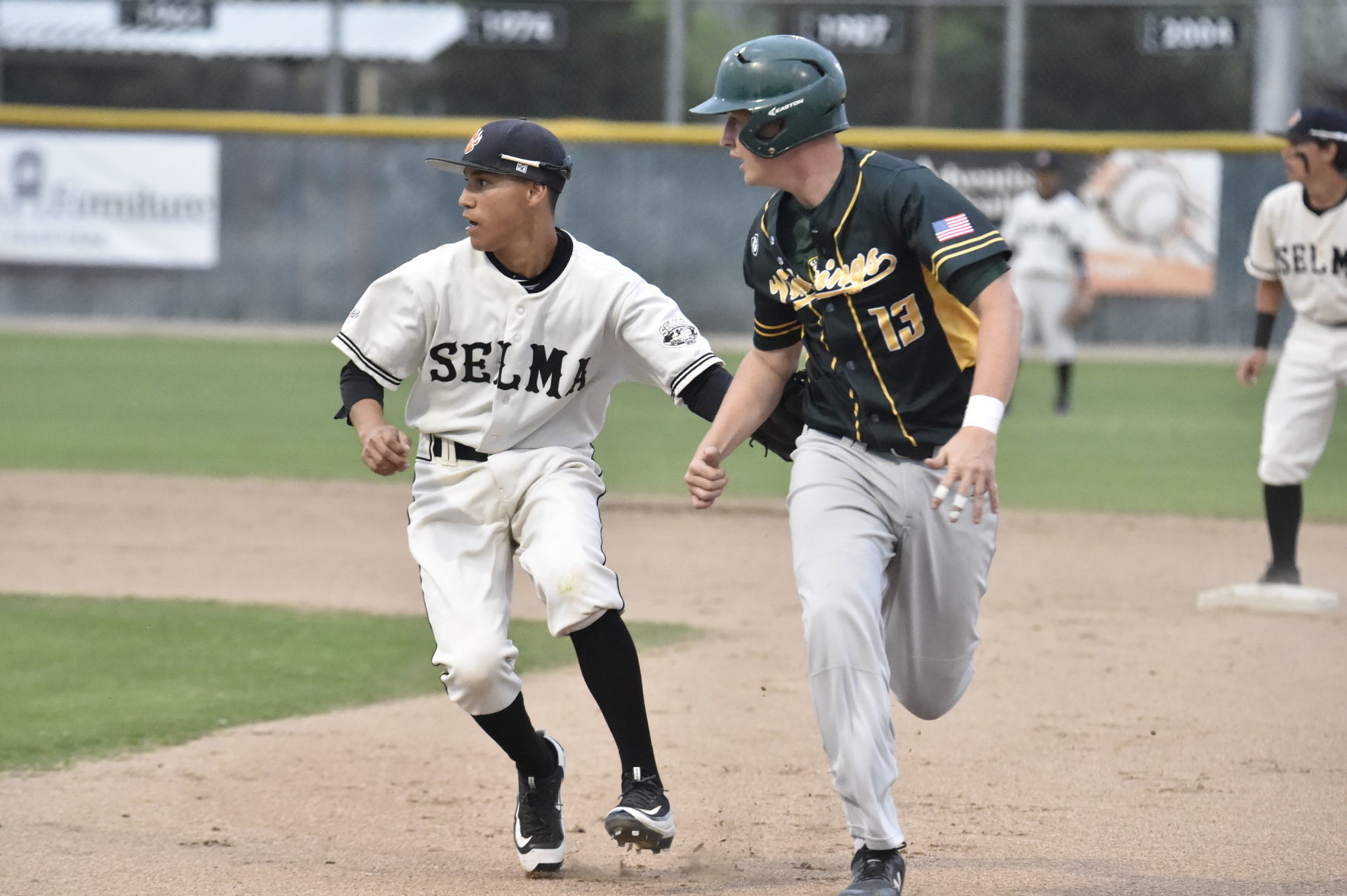 Selma vs Kingsburg baseball